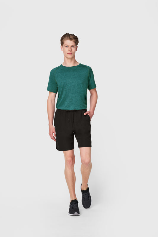 FWD Men's 8" Woven Shorts
