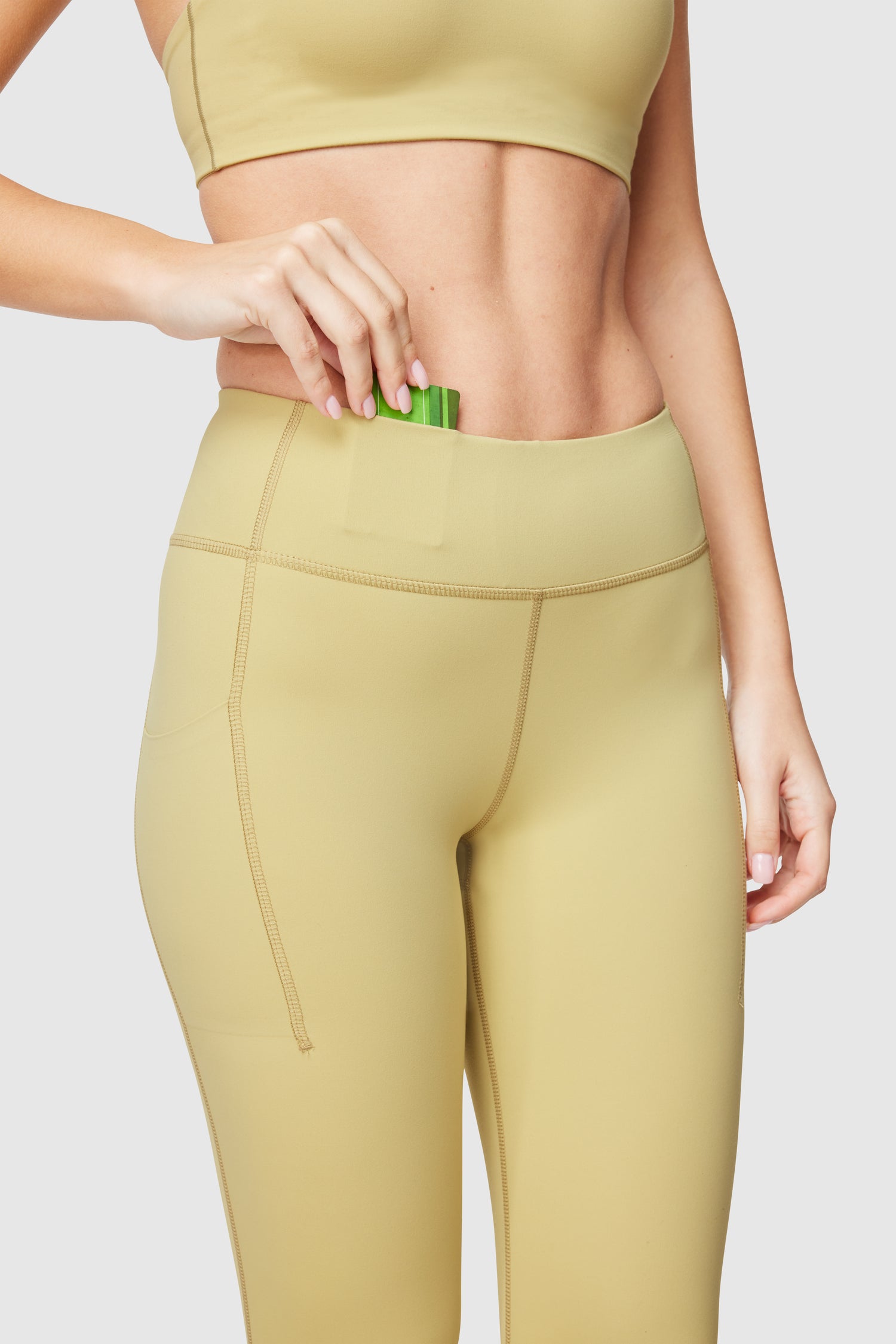 7/8 V-Cut Cooling Leggings with Pockets - Women's